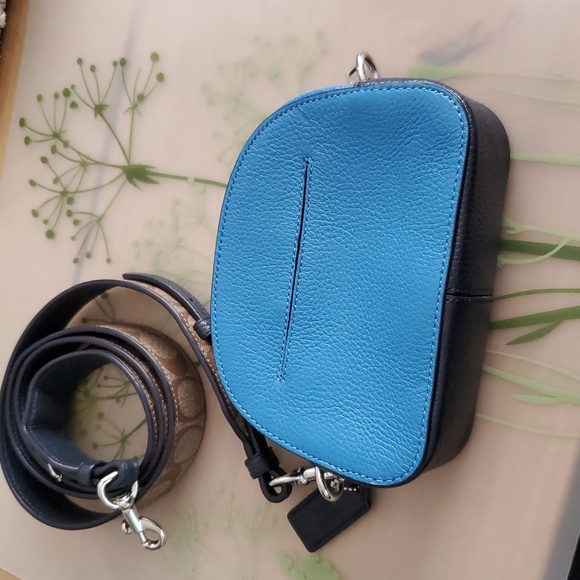 NWT 2021 Coach x Peanuts Mini Bag & Strap - Picture 5 of 12